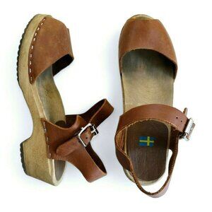 MIA Anja Clog Sandal 6 US Women